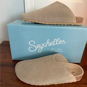 Seychelles Feels Like Home Taupe Suede Leather Slip-On Shoes